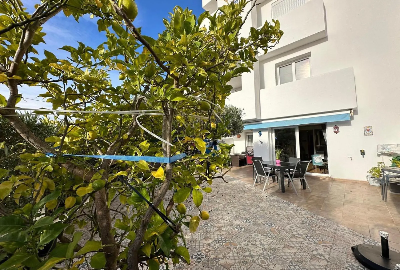 Bonito Apartamento Con Gran Terraza Y Piscina Comunitaria Roses İspanya